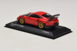 Porsche 911 991.2 GT2 RS Rdeč Minichamps 1:43 410067227 Kovina – slika 3 od 5