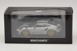 Porsche 911 991.2 GT2 RS Weissach Package Chalk Minichamps 1:43 410067220 Kovina – slika 5 od 5