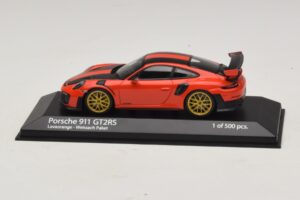 Porsche 911 991.2 GT2 RS Weissach Package Oranžen Minichamps 1:43 410067224 Kovina