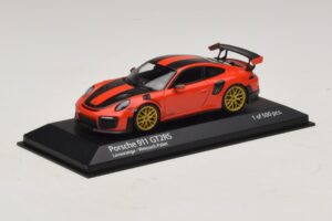 Porsche 911 991.2 GT2 RS Weissach Package Oranžen Minichamps 1:43 410067224 Kovina – slika 2 od 5