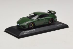 Porsche 911 991.2 GT3 Zelen Minichamps 1:43 410066028 Kovina – slika 2 od 5