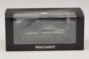Porsche 911 991.2 GT3 Zelen Minichamps 1:43 410066028 Kovina – slika 5 od 5