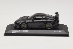 Porsche 911 991.2 GT3 RS Črn Minichamps 1:43 410067021 Kovina
