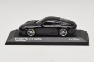 Porsche 911 991.2 GT3 Touring Črna Metalik Minichamps 1:43 410067424 Diecast