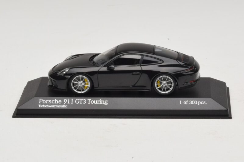Porsche 911 991.2 GT3 Touring Črna Metalik Minichamps 1:43 410067424 Diecast