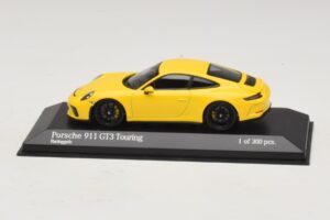 Porsche 911 991.2 GT3 Touring Rumen Minichamps 1:43 410067421 Kovina