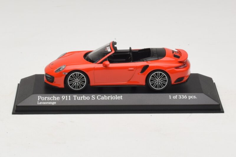 Porsche 911 991 Turbo S Kabriolet Oranžen Minichamps 1:43 410067181 Kovina