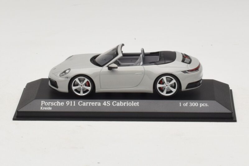 Porsche 911 992 Carrera 4S Kabriolet Siv Minichamps 1:43 410069331 Kovina