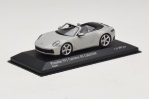 Porsche 911 992 Carrera 4S Kabriolet Siv Minichamps 1:43 410069331 Kovina – slika 2 od 5