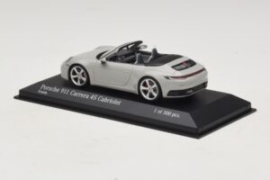 Porsche 911 992 Carrera 4S Kabriolet Siv Minichamps 1:43 410069331 Kovina – slika 3 od 5