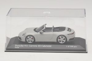 Porsche 911 992 Carrera 4S Kabriolet Siv Minichamps 1:43 410069331 Kovina – slika 4 od 5