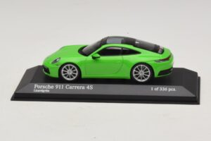 Porsche 911 992 Carrera 4S Zelen Minichamps 1:43 410069322 Kovina