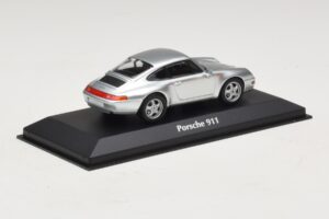 Porsche 911 993 Srebrn Maxichamps 1:43 940063001 Kovina – slika 2 od 5