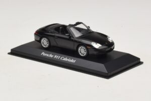 Porsche 911 996 Kabriolet Črna Metalik Maxichamps 1:43 940061030 Kovina – slika 3 od 5