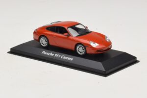 Porsche 911 996 Carrera Orange Metallic Maxichamps 1:43 940061021 Kovina – slika 3 od 5
