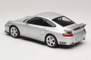 Porsche 911 996 GT2 Srebrn KK-Scale 1:18 KKDC181451 Kovina – slika 5 od 6