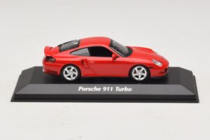 Porsche 911 996 Turbo Rdeč Maxichamps 1:43 940069300 Kovina