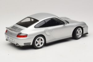 Porsche 911 996 Turbo Srebrn KK-Scale 1:18 KKDC181471 Kovina – slika 2 od 6