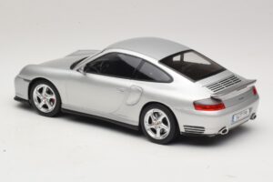 Porsche 911 996 Turbo Srebrn KK-Scale 1:18 KKDC181471 Kovina – slika 5 od 6