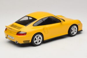 Porsche 911 996 Turbo Rumen KK-Scale 1:18 KKDC181473 Kovina – slika 2 od 6