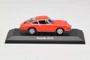 Porsche 911S Oranžen Maxichamps 1:43 940067120 Kovina