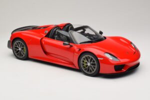Porsche 918 Spyder Weissach Package Guards Red AUTOart 1:12 12122 Kovina – slika 6 od 8
