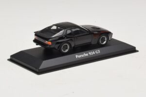 Porsche 924 GT Črn Maxichamps 1:43 940066124 Kovina – slika 2 od 5