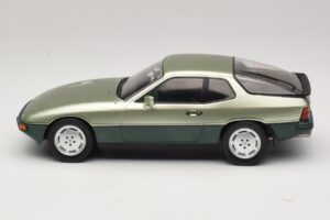 Porsche 924 Turbo Svetlo Zelena & Temno Zelena MCG 1:18 MCG18660 Kovina – slika 3 od 6