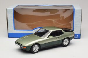 Porsche 924 Turbo Svetlo Zelena & Temno Zelena MCG 1:18 MCG18660 Kovina – slika 6 od 6