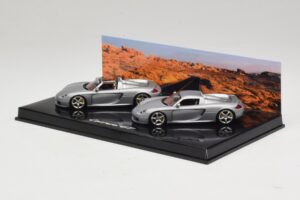 Porsche Carrera GT Spider & Kupe Komplet Srebrn Minichamps 1:43 WAP02010314 Kovina – slika 3 od 5