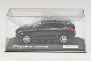 Porsche Cayenne 9PA Platinasta Izdaja Črn Minichamps 1:43 WAP0200160E Kovina – slika 4 od 5
