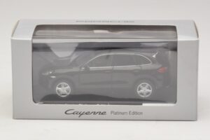 Porsche Cayenne 9PA Platinasta Izdaja Črn Minichamps 1:43 WAP0200160E Kovina – slika 5 od 5