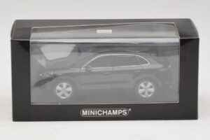 Porsche Cayenne Črna Metalik Minichamps 1:43 410066301 Kovina – slika 5 od 5
