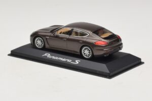 Porsche Panamera 970 S Rjav Metalik Minichamps 1:43 WAP0203400E Kovina – slika 3 od 5