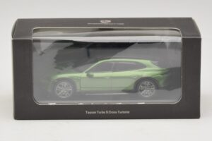 Porsche Taycan Turbo S Cross Turismo Zelen Minichamps 1:43 WAP0207830M003 Kovina – slika 5 od 5