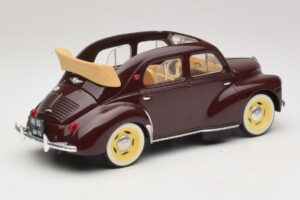 Renault 4CV Kostanjeva Solido 1:18 8048 Kovina – slika 2 od 6