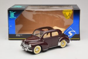 Renault 4CV Kostanjeva Solido 1:18 8048 Kovina – slika 6 od 6