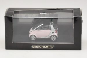 Smart Fortwo 450 Kabriolet Bel Legally Blonde 2 Nadomestna Škatla Minichamps 1:43 402173900-R1 Kovina – slika 5 od 5