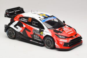 Toyota GR Yaris Rally1 #99 O. Solberg / E. Edmondson Rally Monte Carlo Winner 2026 IXO 1:18 18RMC269A Kovina – slika 4 od 6