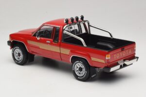 Toyota Hilux N50 Xtra Cab 4x4 Rdeč KK-Scale 1:18 KKDC181562 Kovina – slika 5 od 6