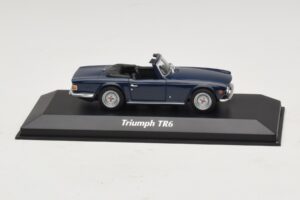 Triumph TR6 Temno Modra Maxichamps 1:43 Triumph TR6 Temno Modra Maxichamps 1:43 940132570 Diecast