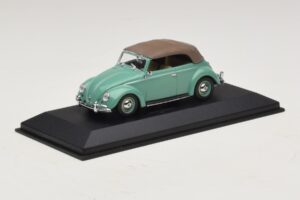 Volkswagen 1200 Kabriolet Mehka Streha Zelen Minichamps 1:43 430052042 Kovina – slika 2 od 5