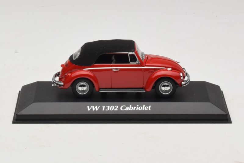 Volkswagen 1302 Kabriolet Rdeč Maxichamps 1:43 940055031 Kovina