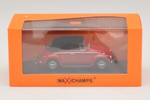 Volkswagen 1302 Kabriolet Rdeč Maxichamps 1:43 940055031 Kovina – slika 5 od 5