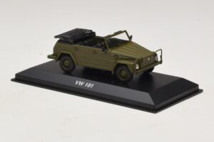 Volkswagen 181 Olivno Zelen Maxichamps 1:43 940050030 Kovina – slika 3 od 5