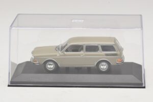 Volkswagen 411 LE Variant Savanna Beige Minichamps 1:43 400051114 Kovina – slika 4 od 5