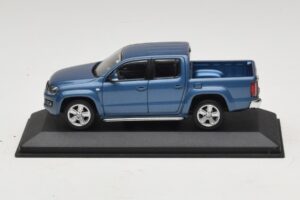 Volkswagen Amarok Modra Metalik Nadomestna Škatla Minichamps 1:43 Volkswagen Amarok Modra Metalik Nadomestna Škatla Minichamps 1:43 436058362-R1 Kovina
