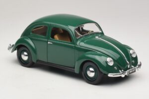 Volkswagen Beetle Zelena Maisto 1:18 32820 Kovina – slika 6 od 8
