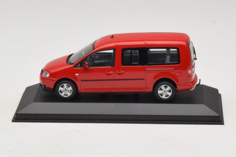 Volkswagen Caddy 2K Bus Rdeč Minichamps 1:43 CADDY009 Kovina