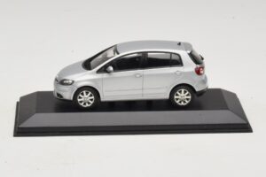 Volkswagen Golf Plus Mk5 Srebrn Nadomestna Škatla Minichamps 1:43 400054370-R1 Kovina